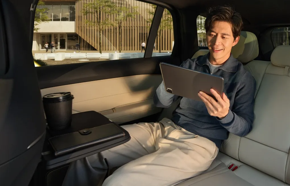 Expanded Second‑Row Storage