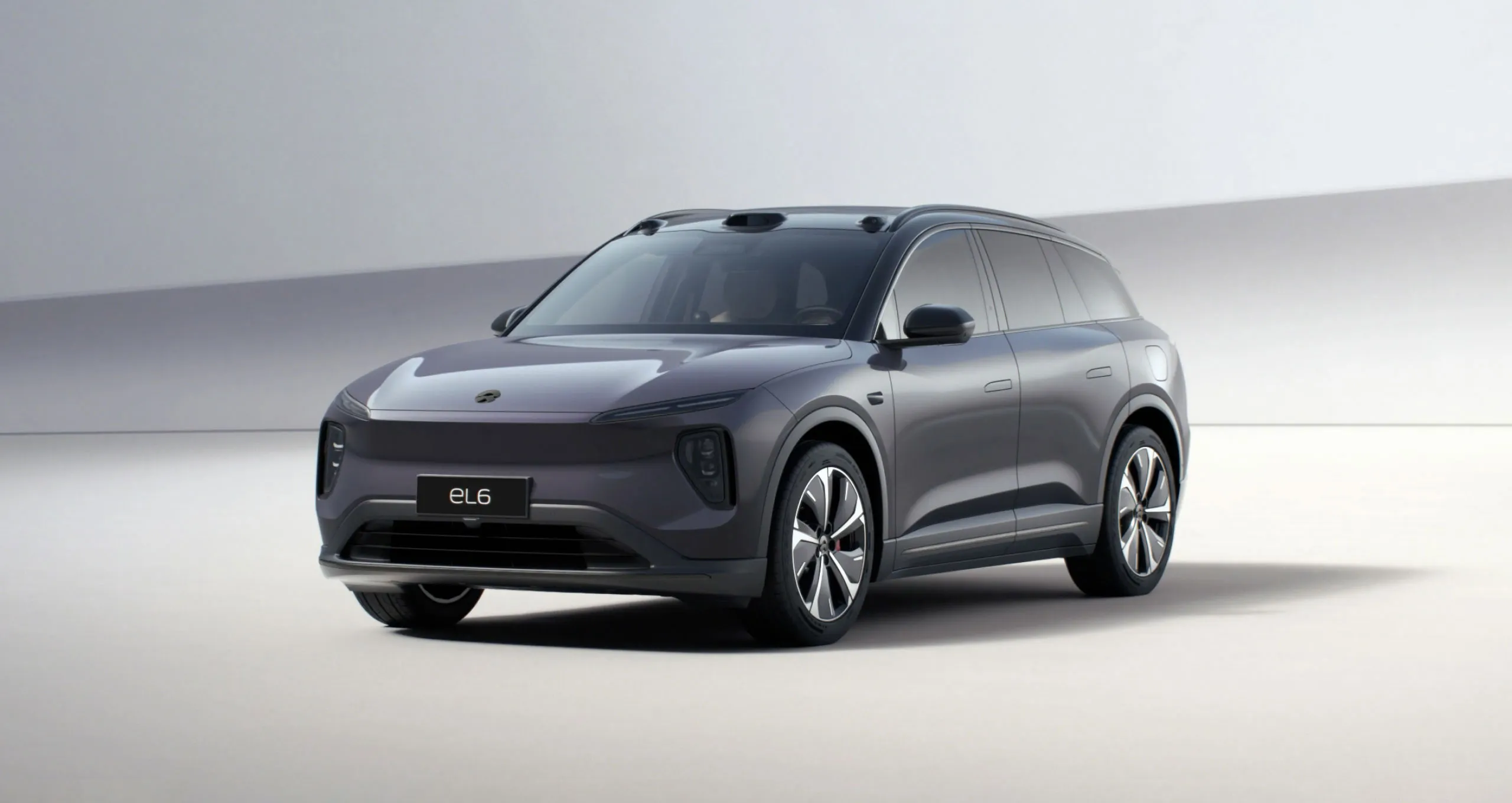 Confident Appearance, Powerful Presence