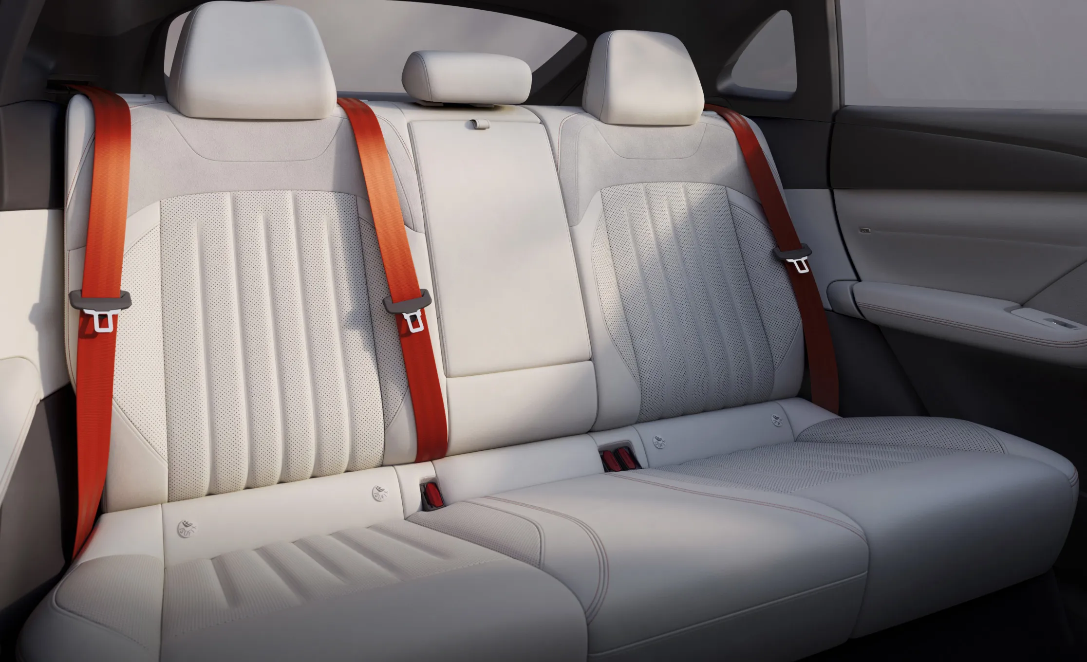 Second-row seats with ventilation