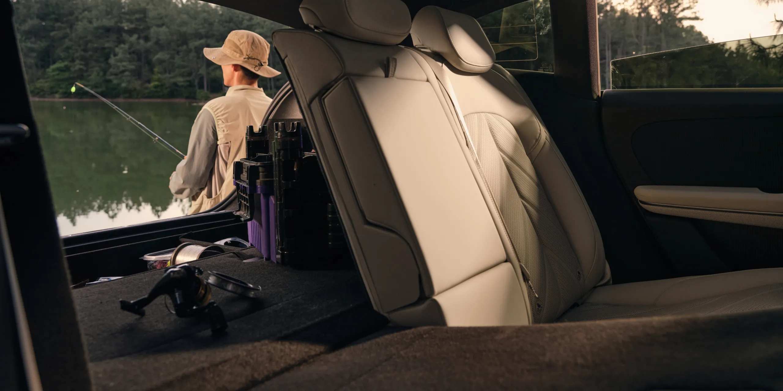 Flexible In-Car Storage