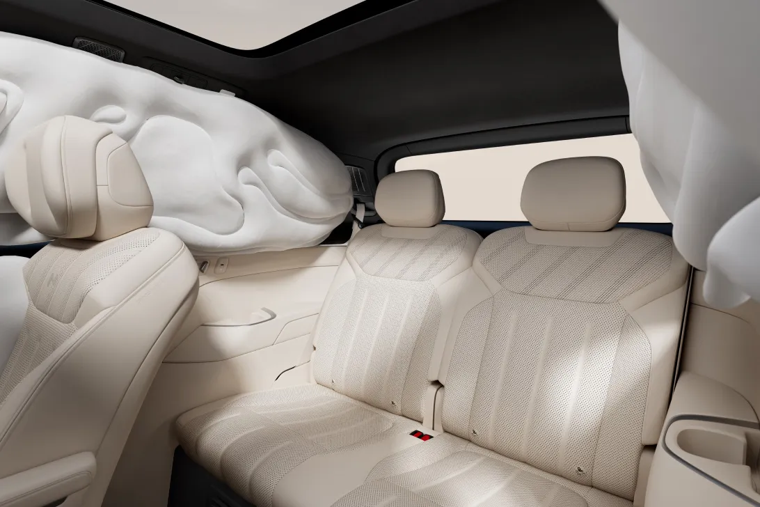 Extra-long and extra-wide through-type side curtain airbags